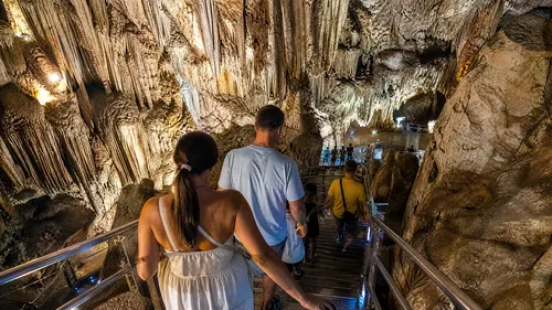 3. Descent to the Vestibule